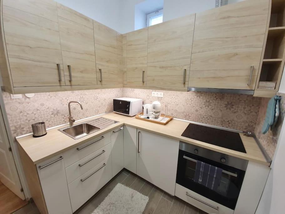 Andrea Apartman Miskolc Belvarosaban Extérieur photo