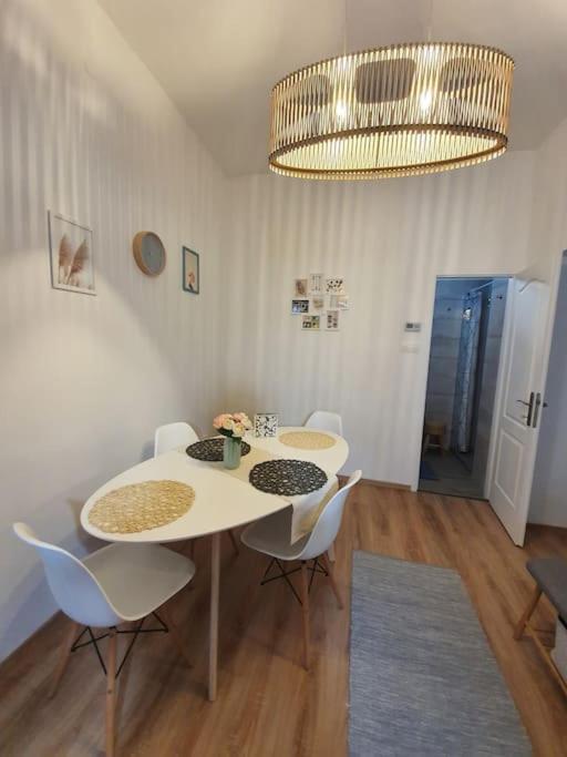 Andrea Apartman Miskolc Belvarosaban Extérieur photo
