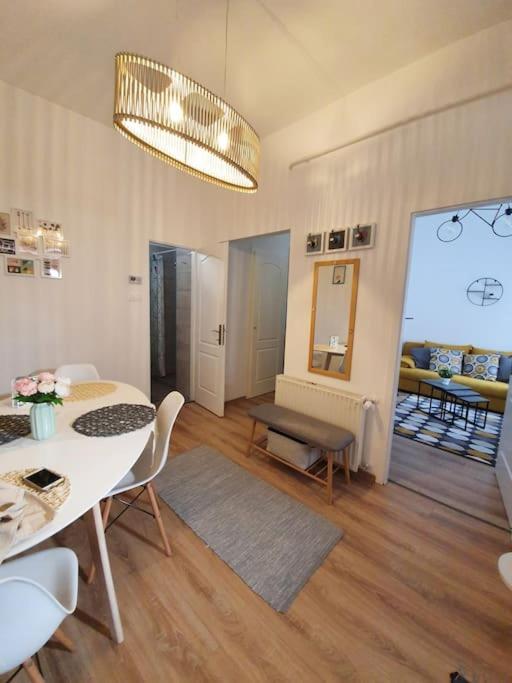 Andrea Apartman Miskolc Belvarosaban Extérieur photo